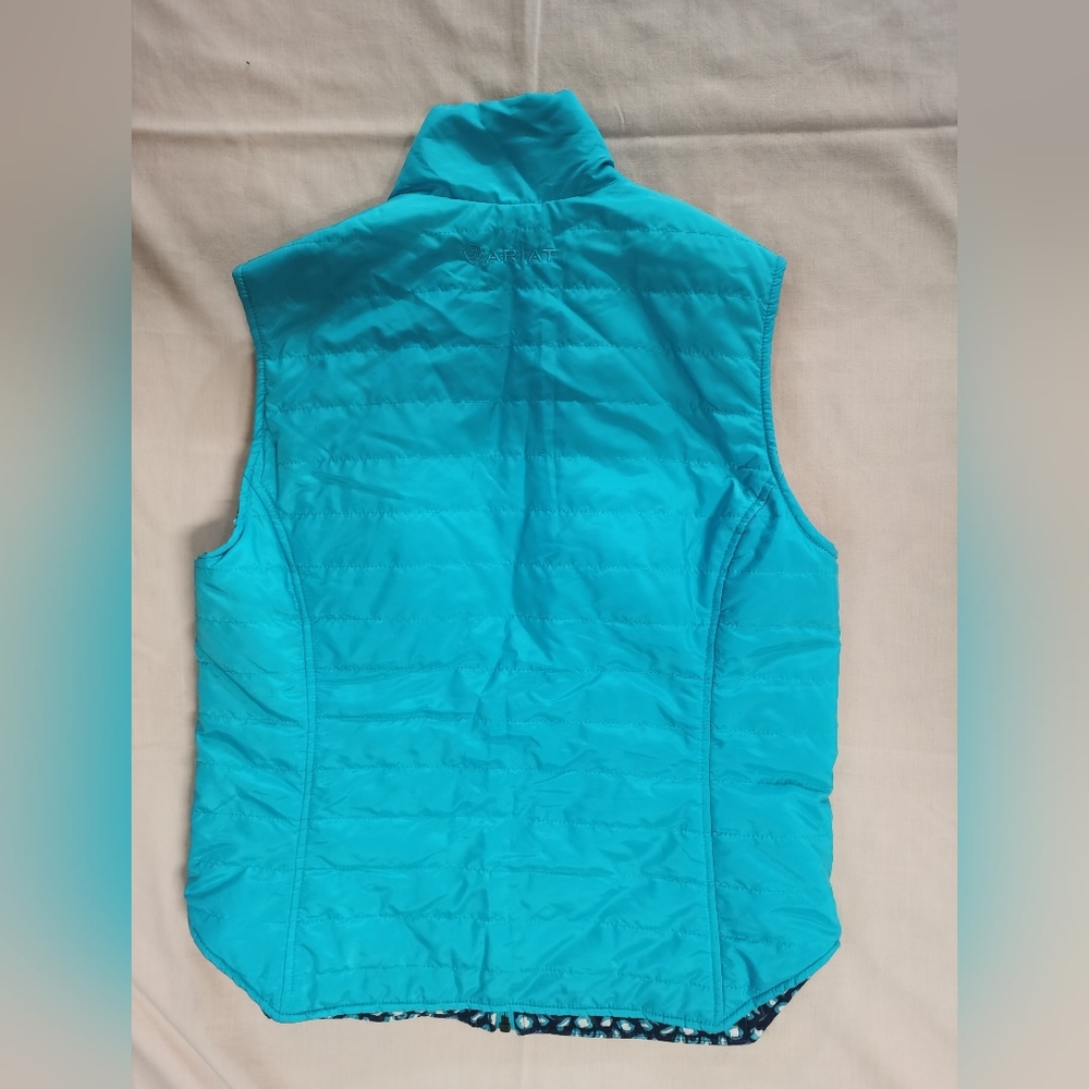 Ariat Women's Blue Reversible Puffer Vest M - Picture 5 of 5
